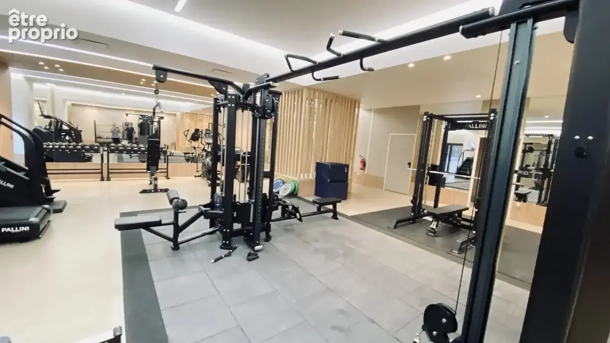 Immeuble neuf avec piscine & salle de sport - photo 19