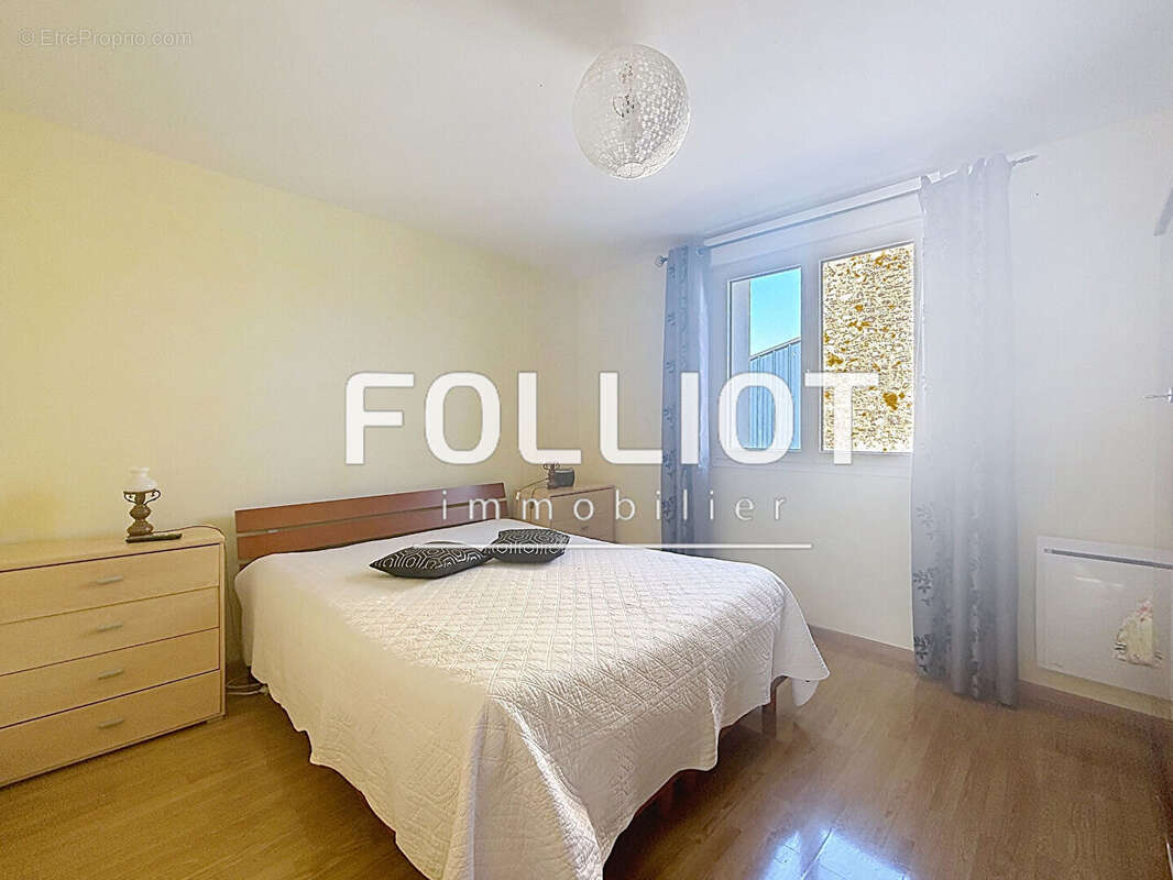 A VENDRE Maison 3 chambres de plain pied à La Bigne - photo 8