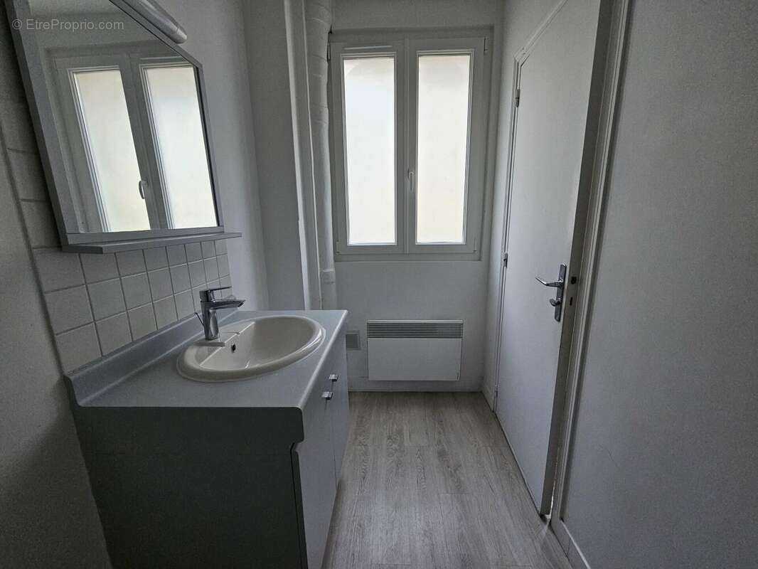 Photo 5 - Appartement à PARIS-11E