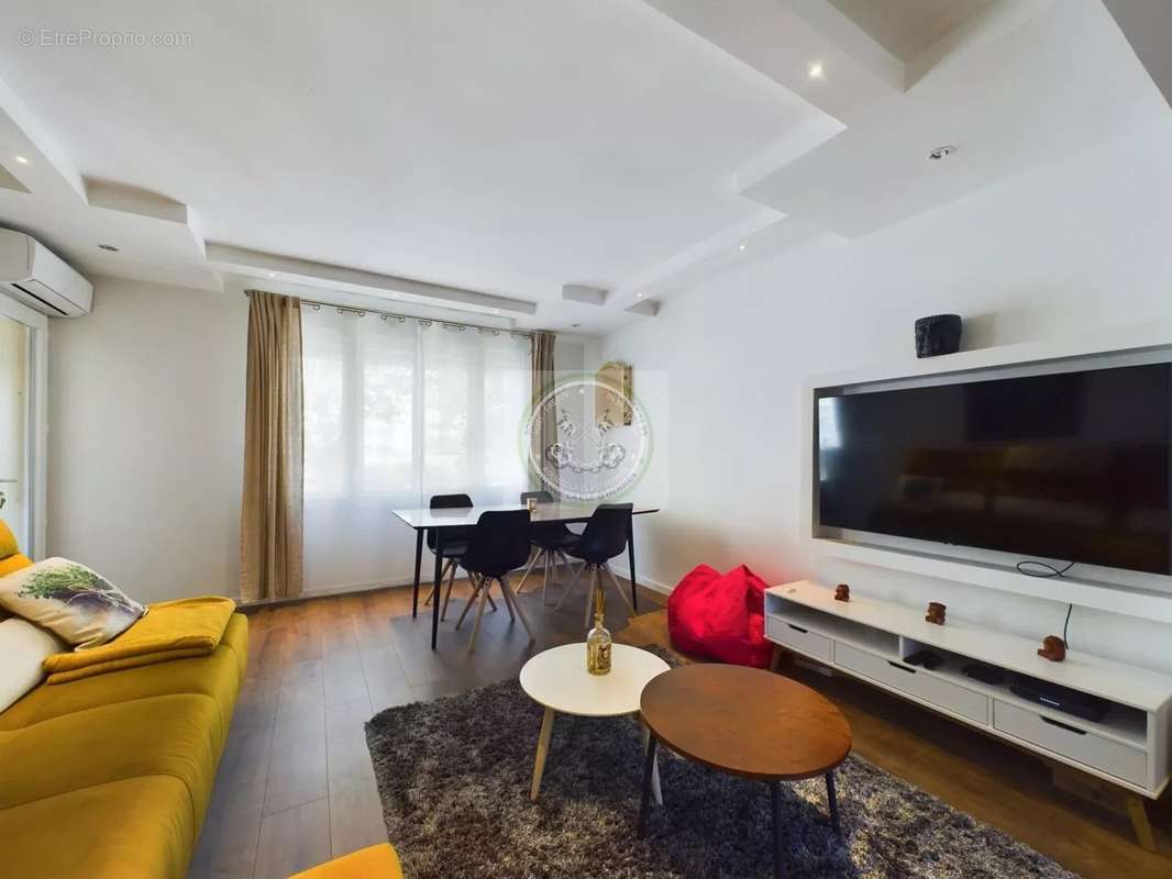 Appartement à FREJUS