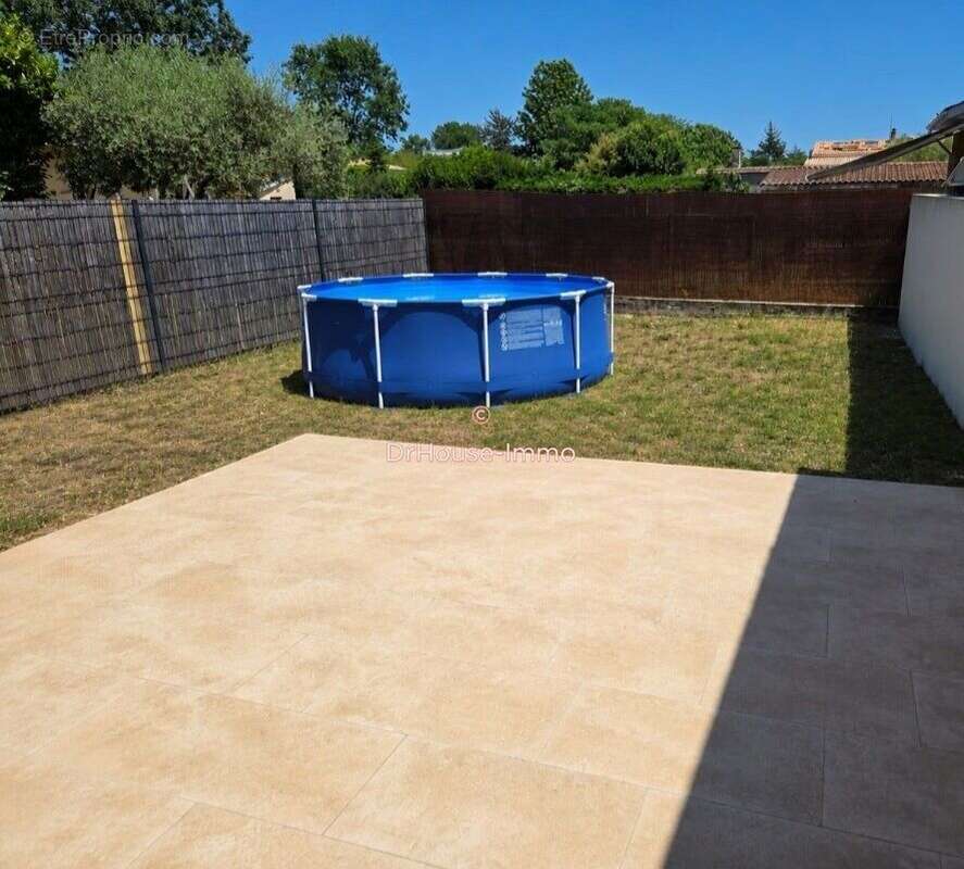 Maison 100 m² à Saint-Andre-De-Cubzac  - photo 13