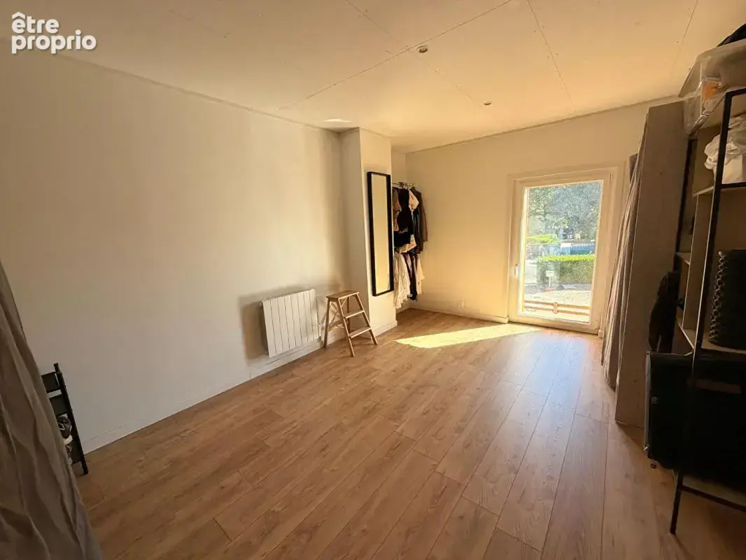 Maison 4 pièces Salles 84 m² - 3 chambres 1 bureau - garage centre-ville - photo 12