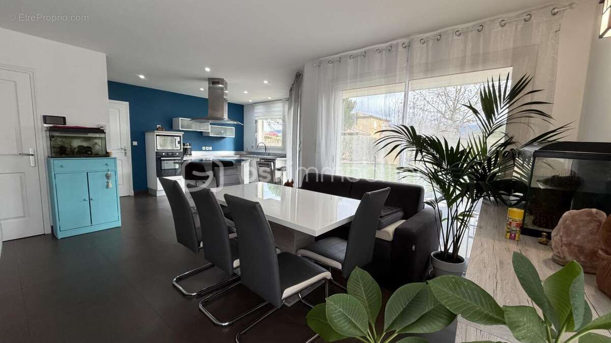 Maison à CHATUZANGE-LE-GOUBET