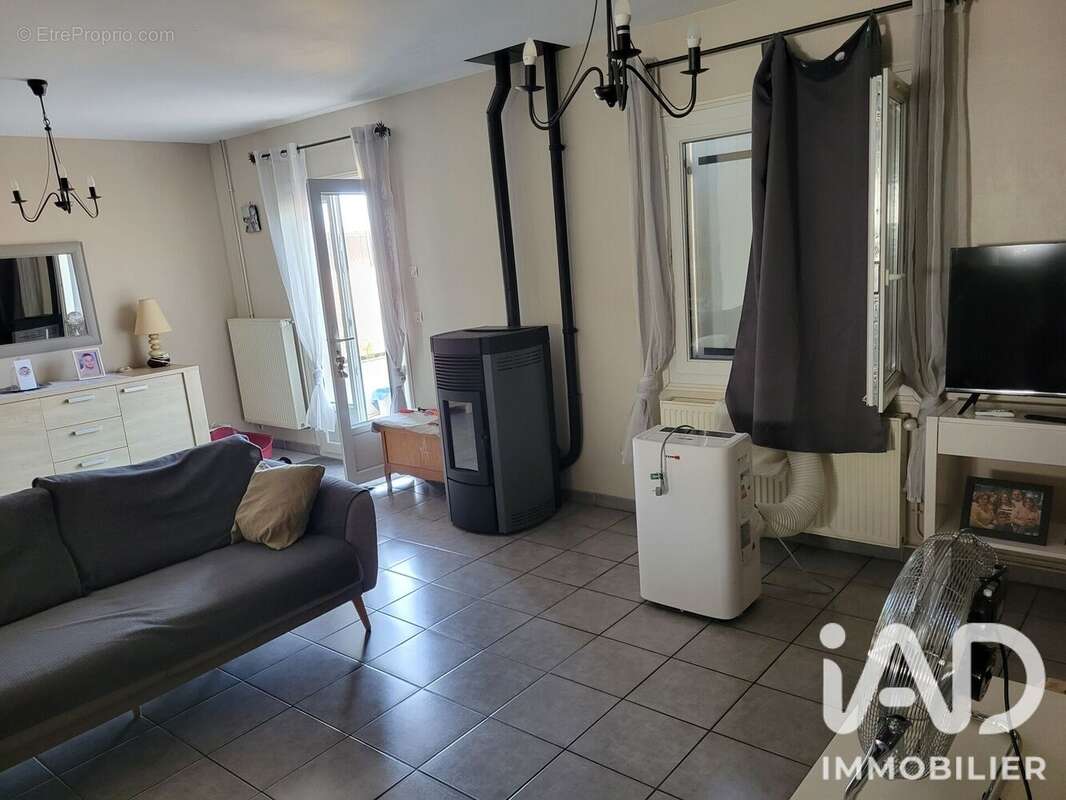 Maison 113 m² à Lechelle  - photo 5