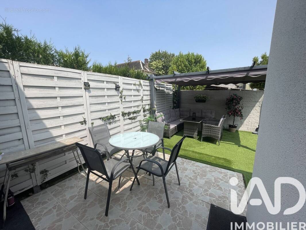 Photo 1 - Maison à LERY