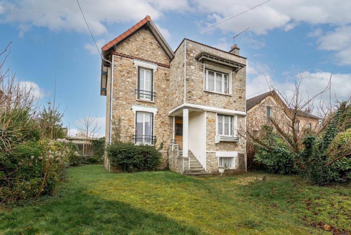 Maison à LAGNY-SUR-MARNE