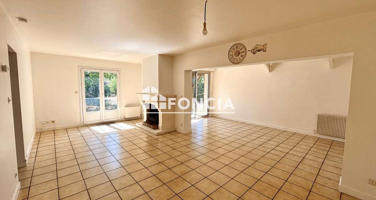 Maison à CHATELLERAULT