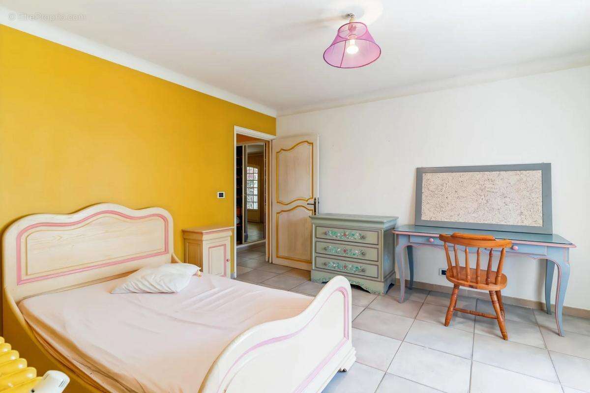 Maison à BOUC-BEL-AIR