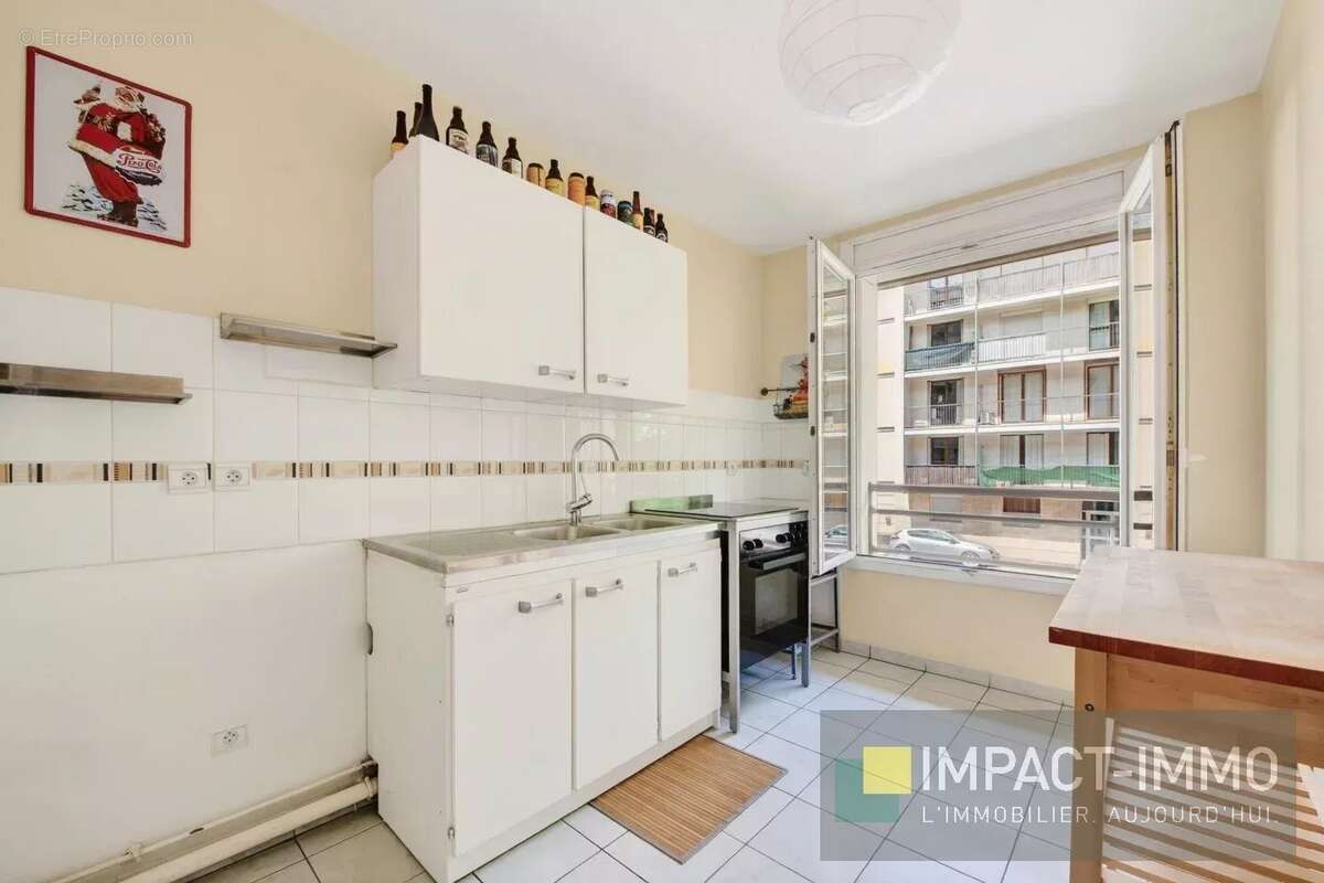 Appartement à LEVALLOIS-PERRET