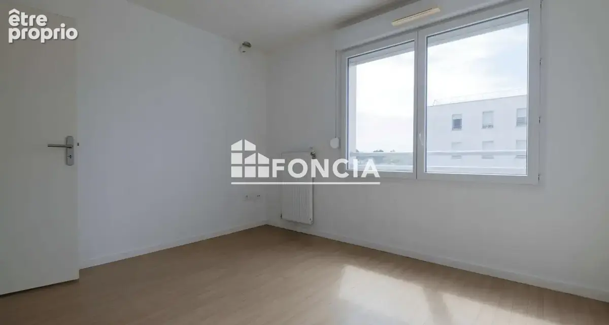 LE MÉE-SUR-SEINE : Appartement 3 pièces de 54 m² – Résidence de 2015 – Terrasse – Parking en sous-sol - photo 7