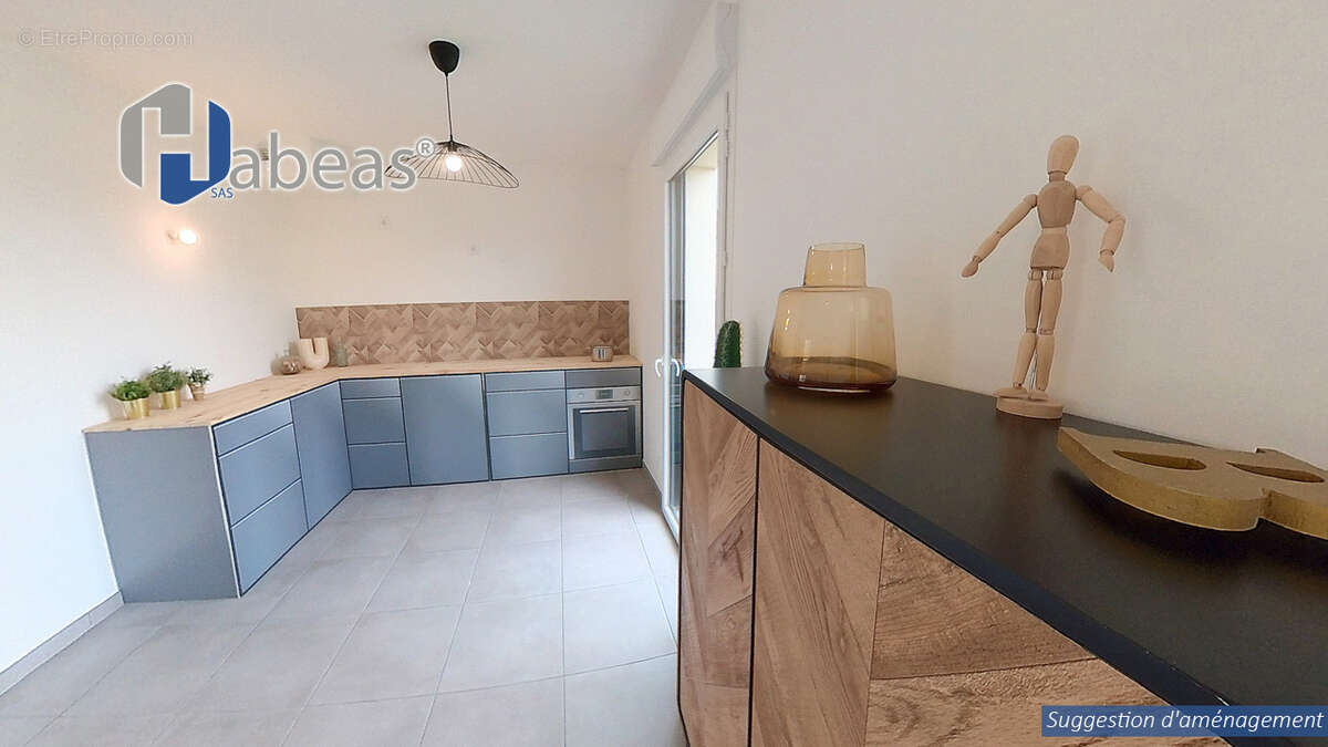 Maison à SAINT-PIERRE-DE-CHANDIEU