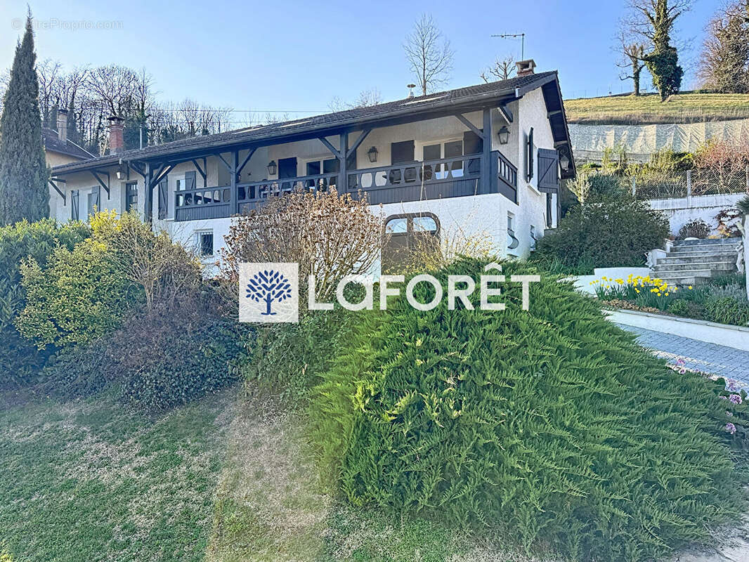Maison Neyron le Haut, 7 pièces de 192m², terrain de 2423m², piscine, double garage - photo 15