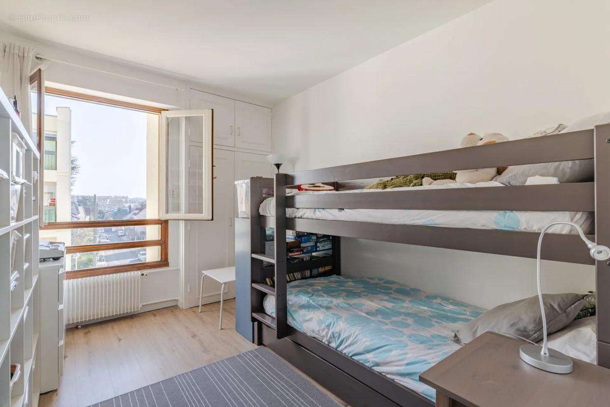 Appartement à BAGNEUX