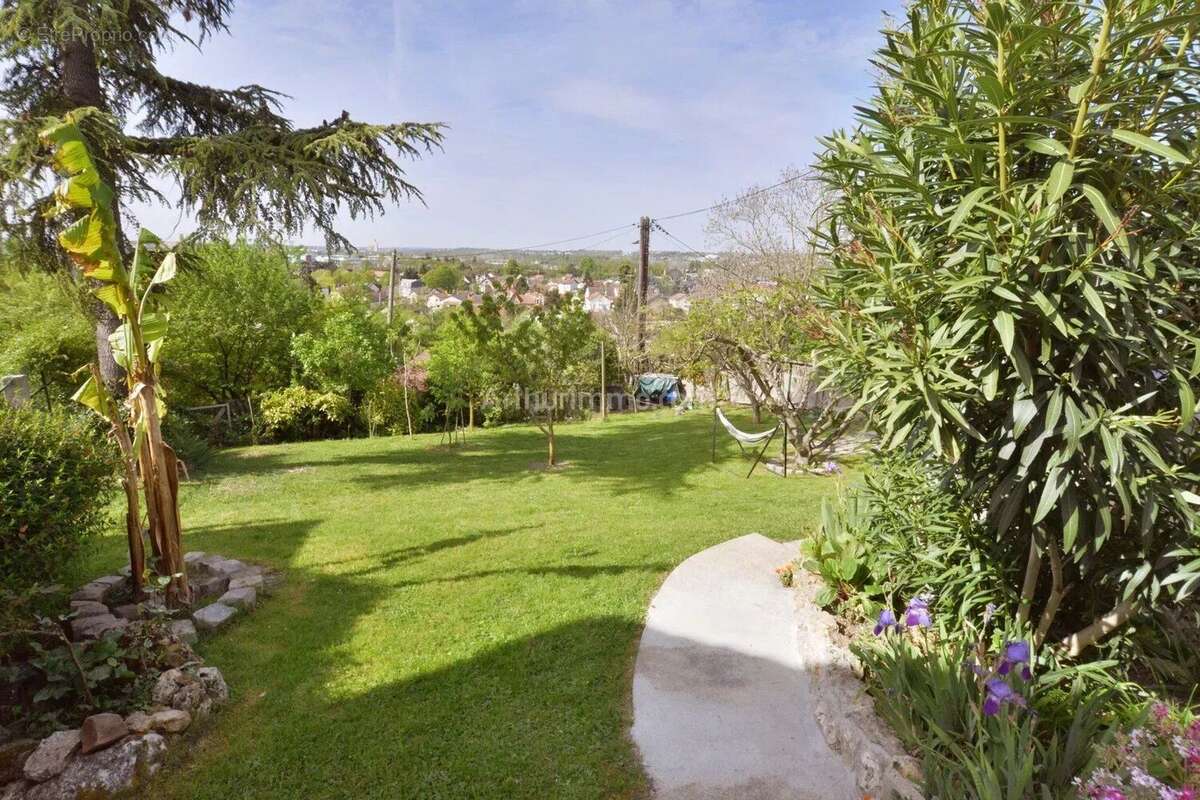 Maison à VILLENEUVE-SAINT-GEORGES