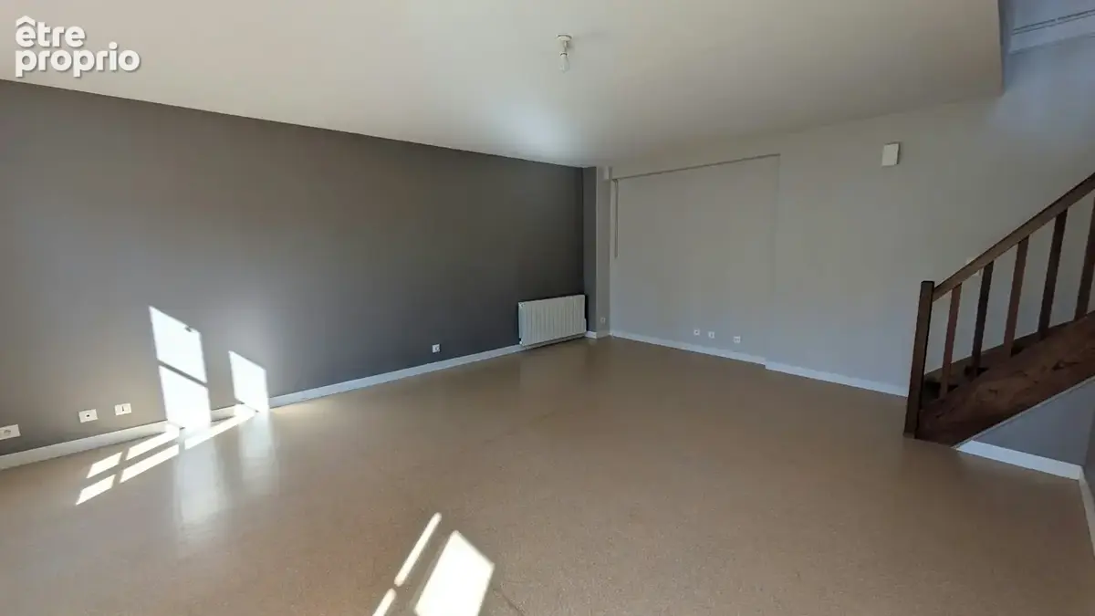 NIORT   Bel appartement 84 m2   2 chambres - Cave et Parking - photo 2