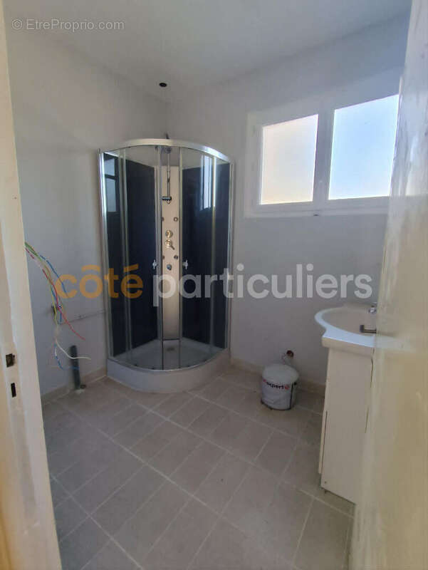 Appartement à SAINT-HILAIRE-DU-HARCOUET
