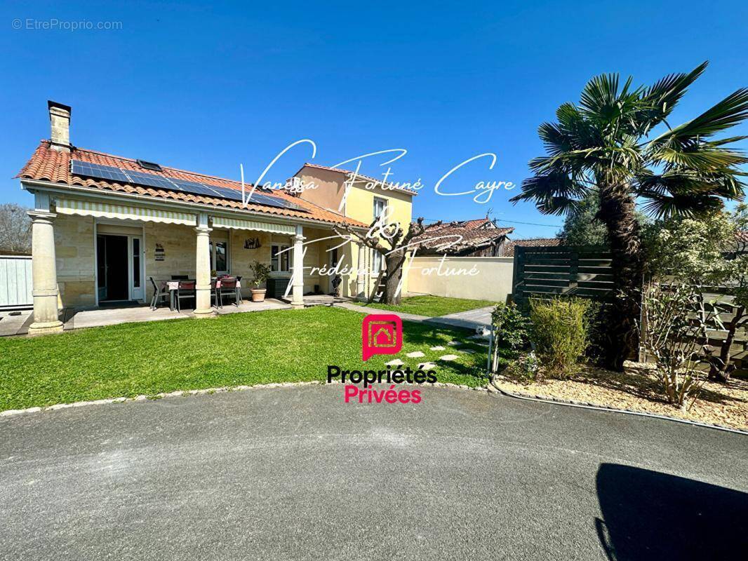 Maison à BLANQUEFORT