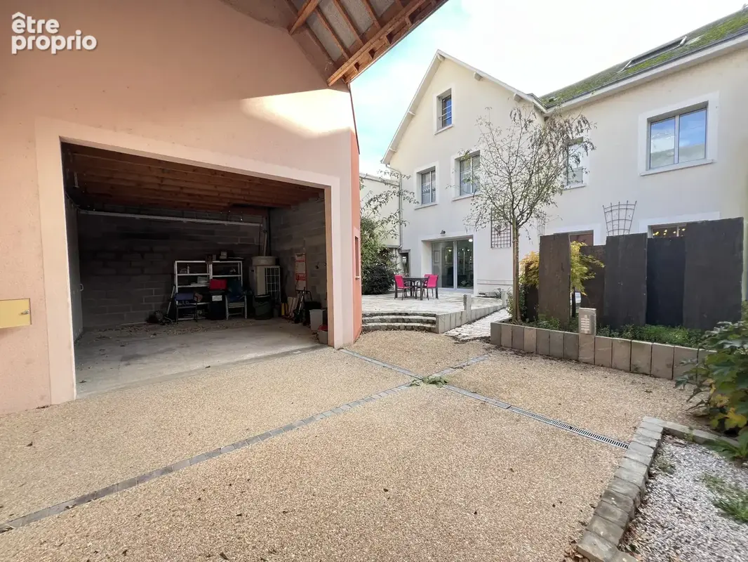 Rare - Maison de ville 4chs - Garage - cour - photo 24