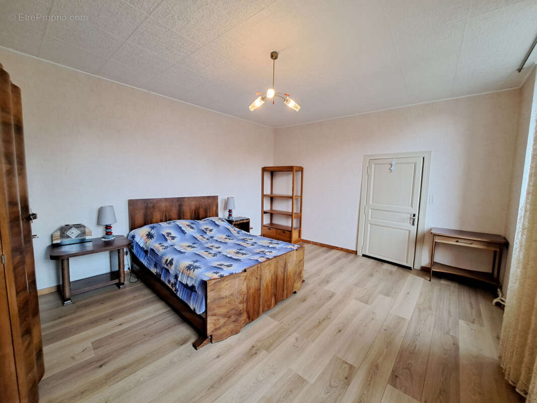 Maison à AUBETERRE-SUR-DRONNE