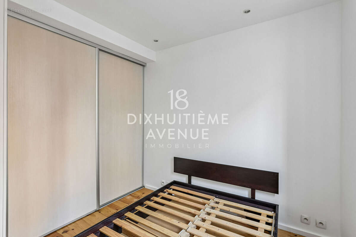 Appartement à PARIS-18E