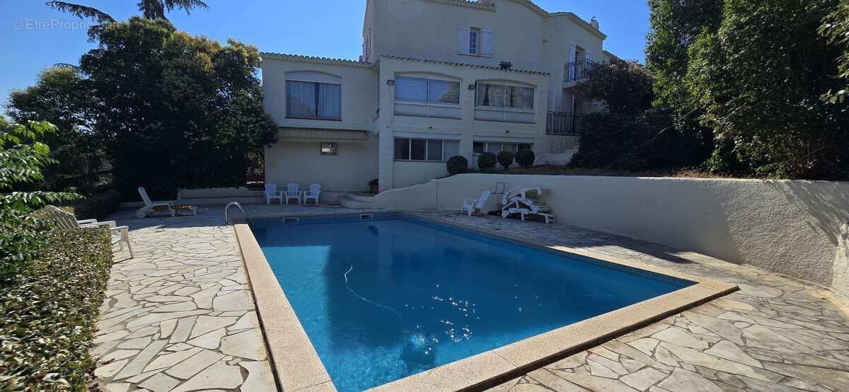 Maison 316 m² à Appietto  - photo 2