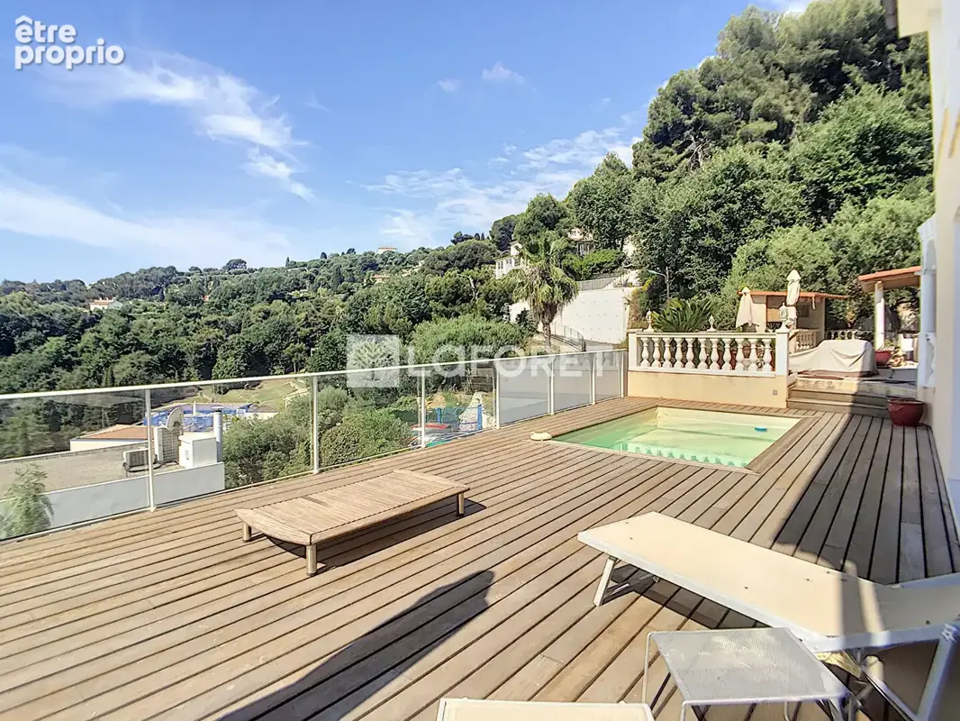 Superbe ! Splendide villa  avec vue mer  de toutes les pièces, piscine et large terrasse - photo 8