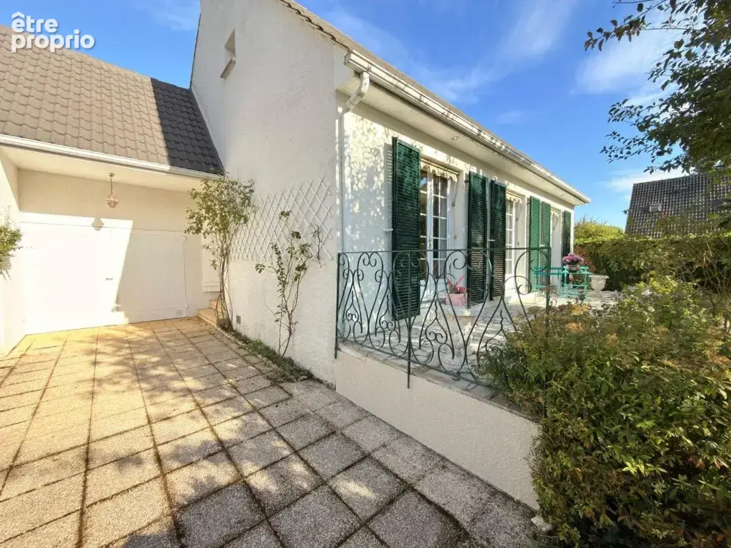 Maison 5 pièces / 120 m² / 369 000 EUR / GRESSY - photo 2