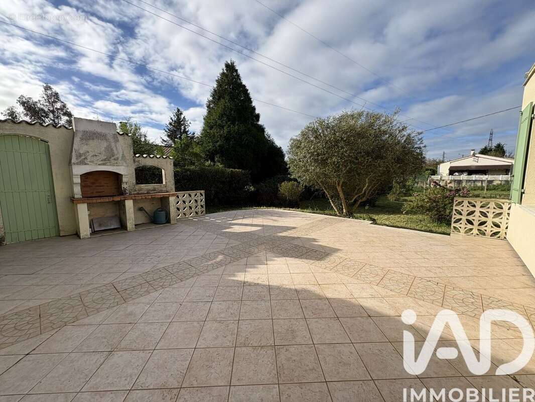Photo 2 - Maison à TONNAY-CHARENTE