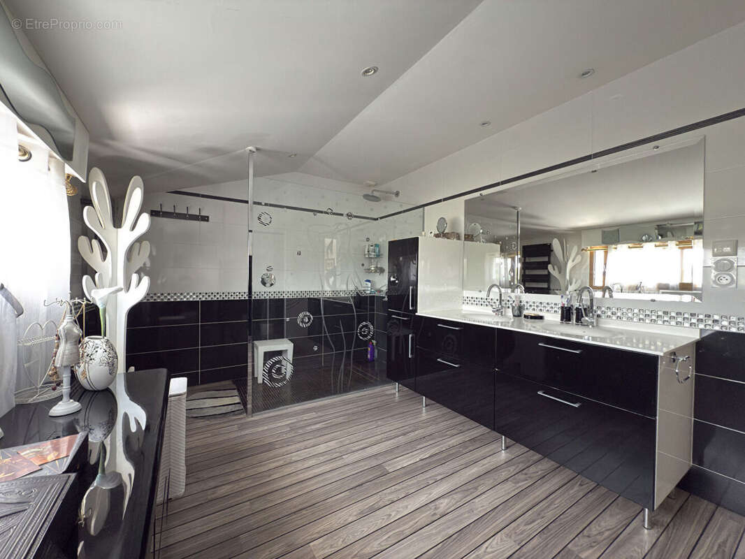 Maison à CHATEAU-THEBAUD