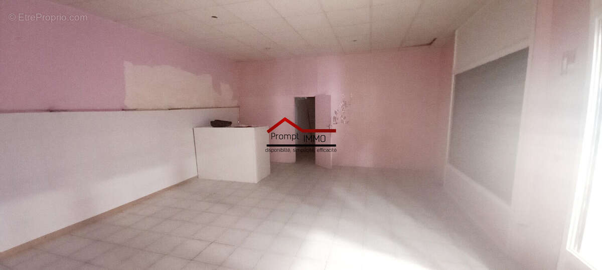 Commerce à SCHOELCHER