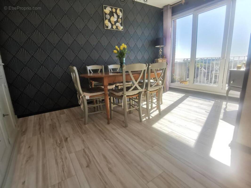 Photo 1 - Appartement à MARCQ-EN-BAROEUL