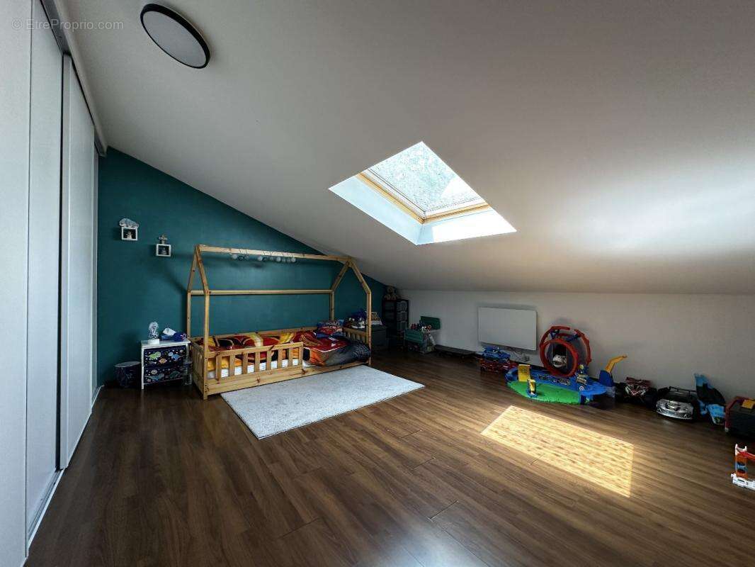 Maison 145 m² à Treon  - photo 6