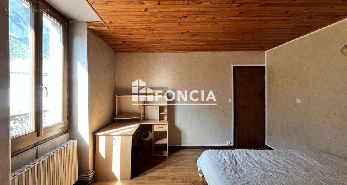 Jolie maison de ville avec exterieur - crolles - photo 15