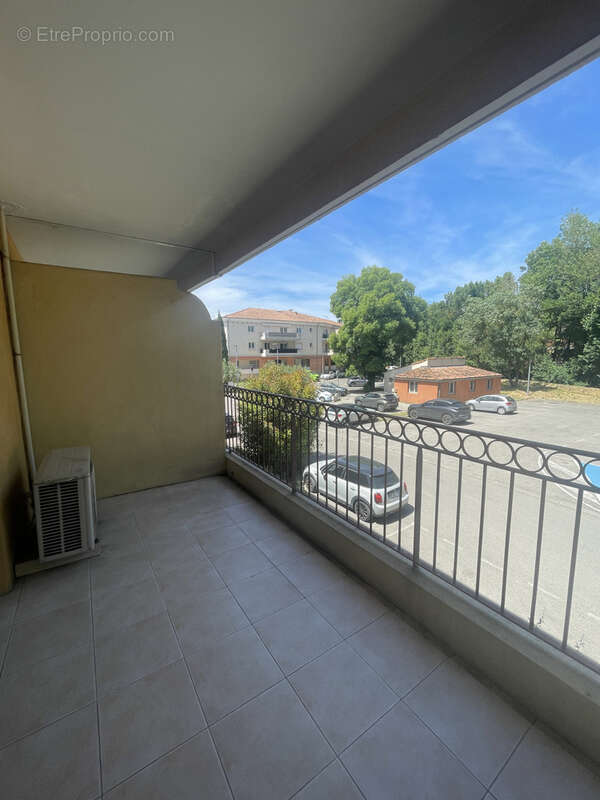 Appartement à LA DESTROUSSE