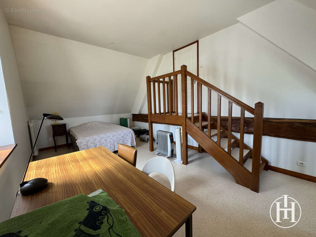 Maison à CHARENTON-DU-CHER