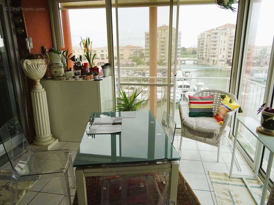 Appartement à LATTES