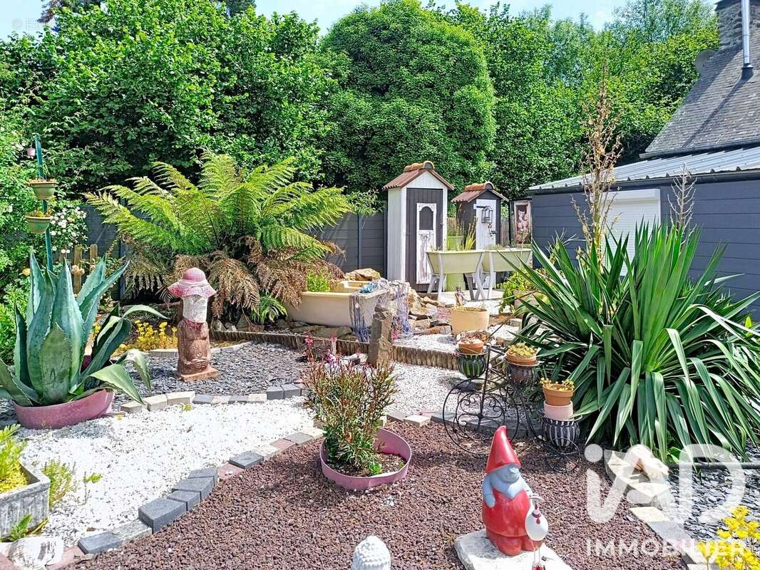 Maison 103 m² à Saint-Martin-Des-Pres  - photo 4