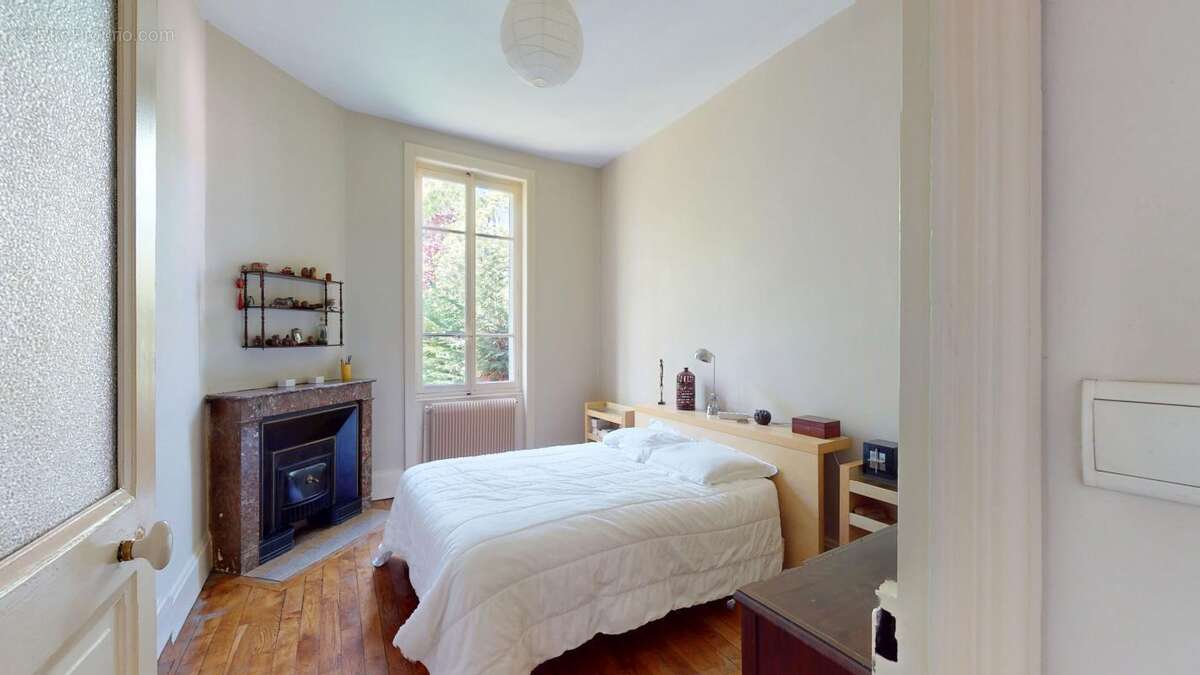 Maison à LYON-5E