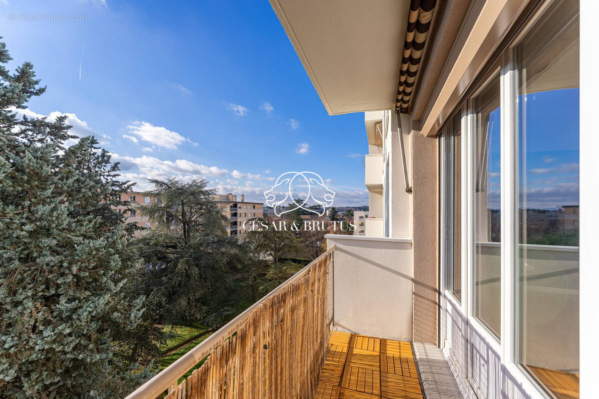 Appartement à CALUIRE-ET-CUIRE