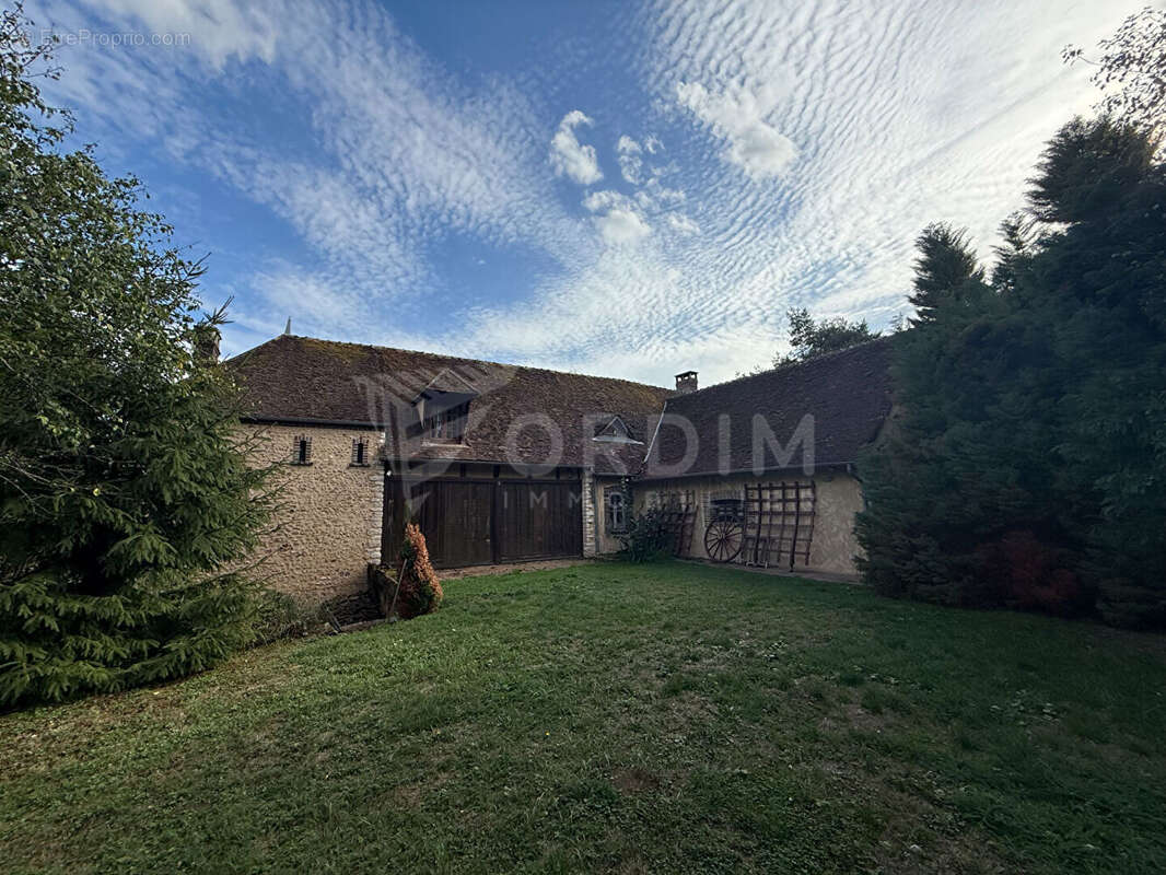 Maison à SAINT-FARGEAU