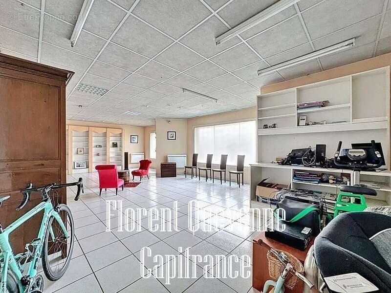 Maison à MERY-CORBON