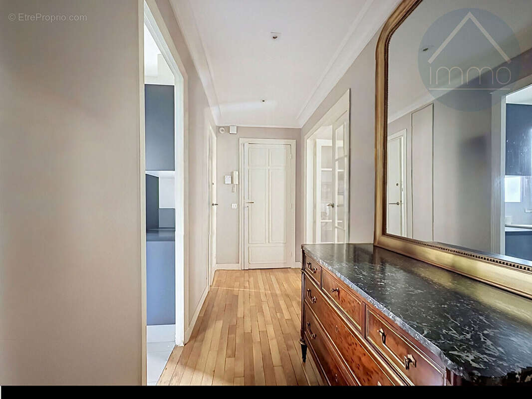 Appartement à ASNIERES-SUR-SEINE