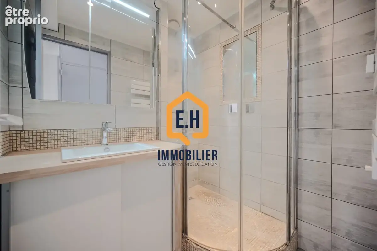Appartement 4 pièces 72 m² à vendre à Toulon (83200) - photo 8