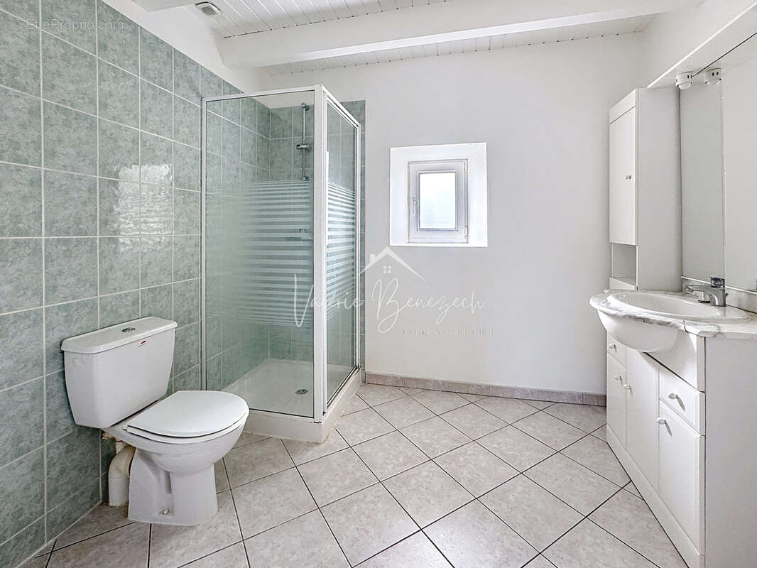 Maison à LES COSTES-GOZON