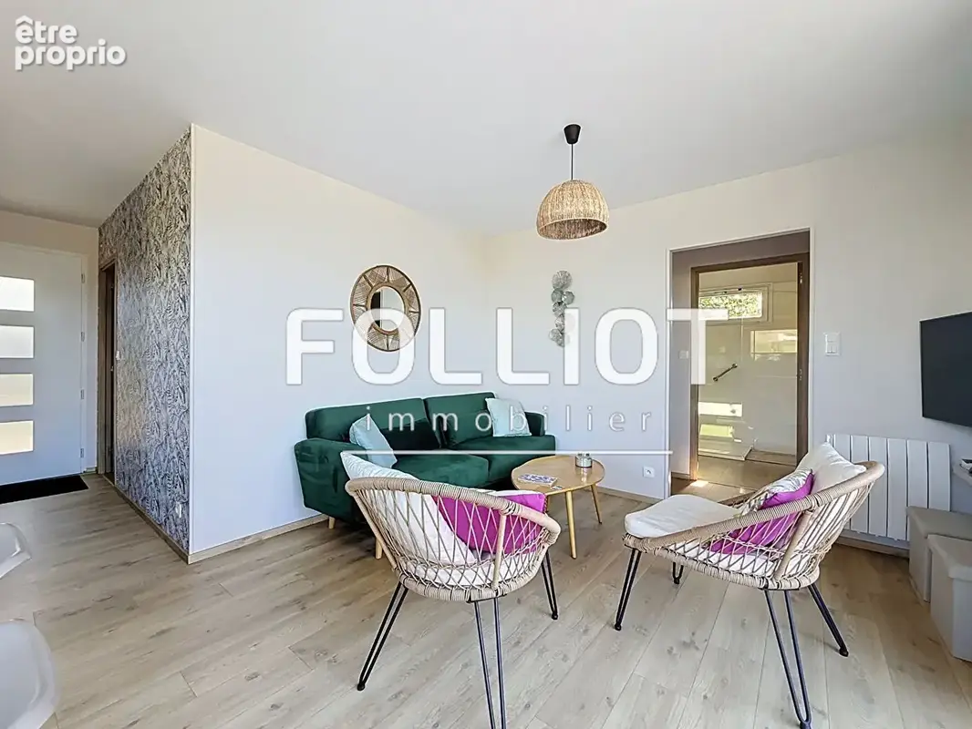A Vendre Maison de plain pied Ossature bois à Hatainville ,à 5 minutes du centre de CARTERET et de la plage. - photo 7