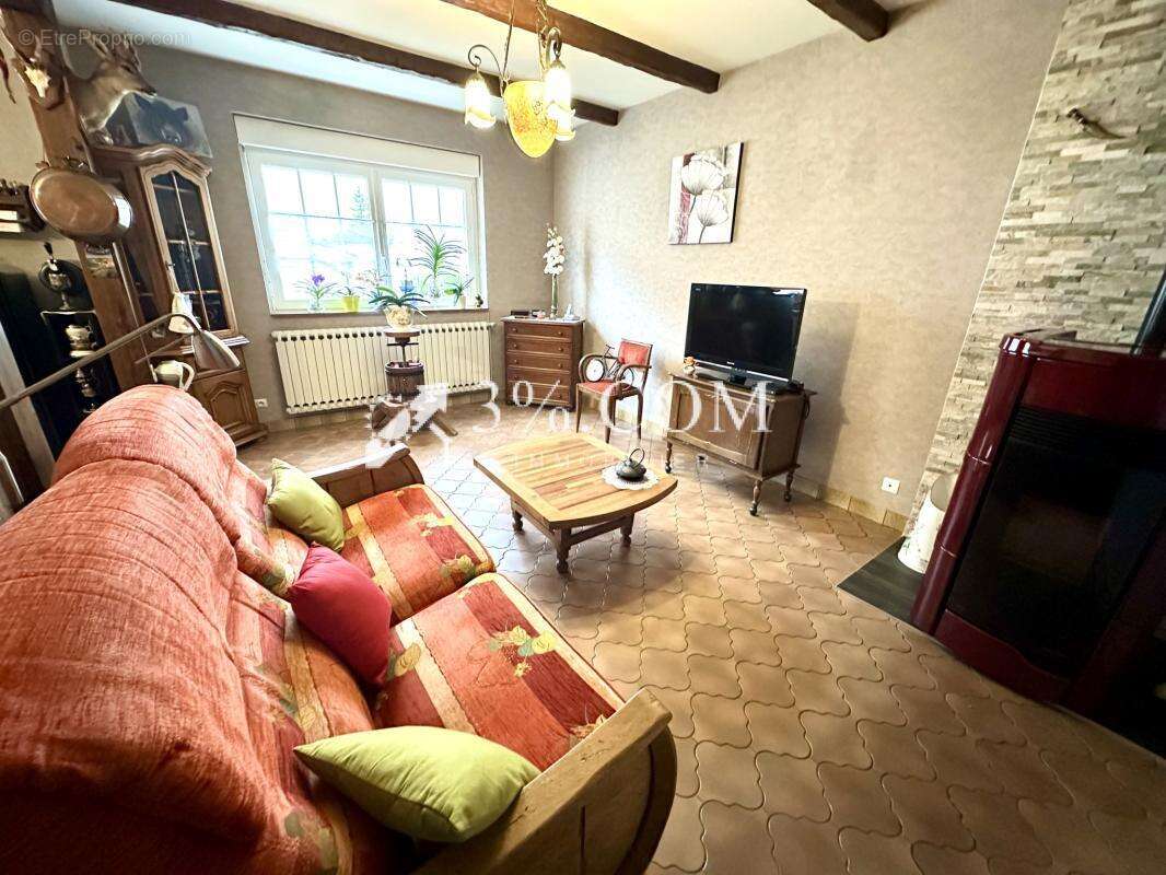 Maison à EINVILLE-AU-JARD