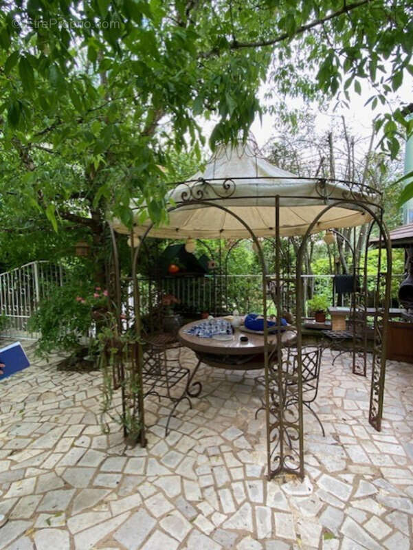 Maison à SAINT-ASTIER