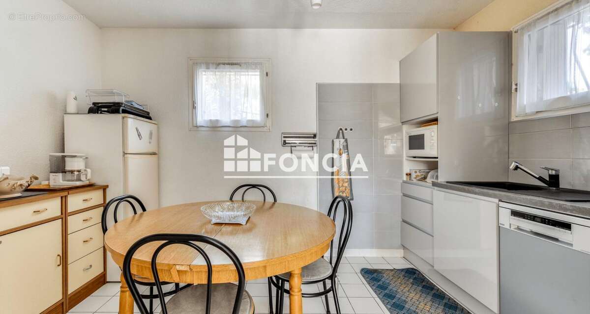 Appartement à FLEURY