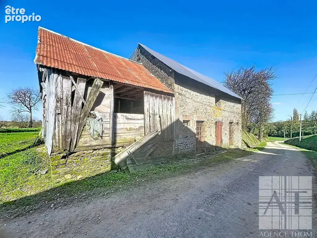 Authentique corps de ferme en pierres avec dépendances et vaste terrain - photo 13