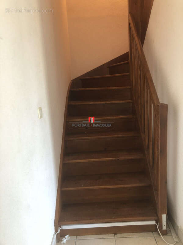 Appartement à PUGNAC